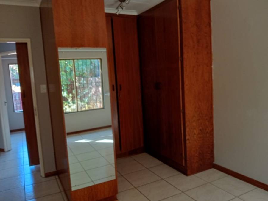 To Let 3 Bedroom Property for Rent in Langenhovenpark Free State